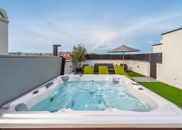 Panorama Deluxe * 扎达尔