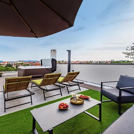 Panorama Deluxe Zara